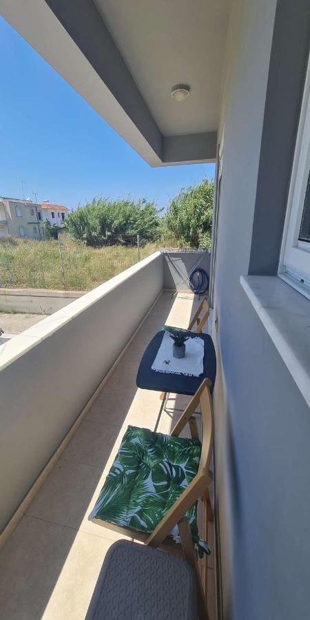 Retas Apartment Kremasti  Bagian luar foto
